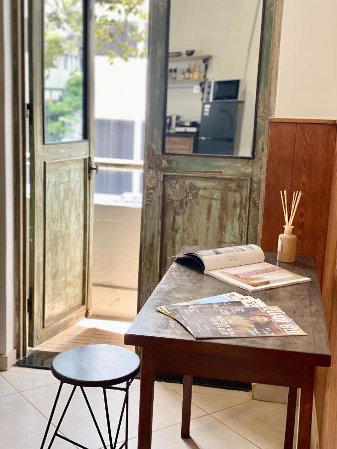 Le Bijou Chic In The Heart Of Saigon Charm With View Apartman Ho Si Minh-város Kültér fotó